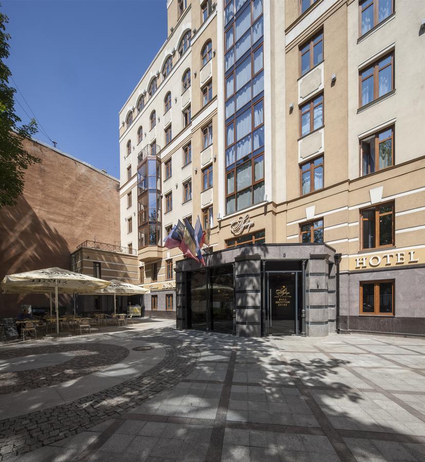 Aglaya Hotel & Courtyard Saint Petersburg Exterior photo